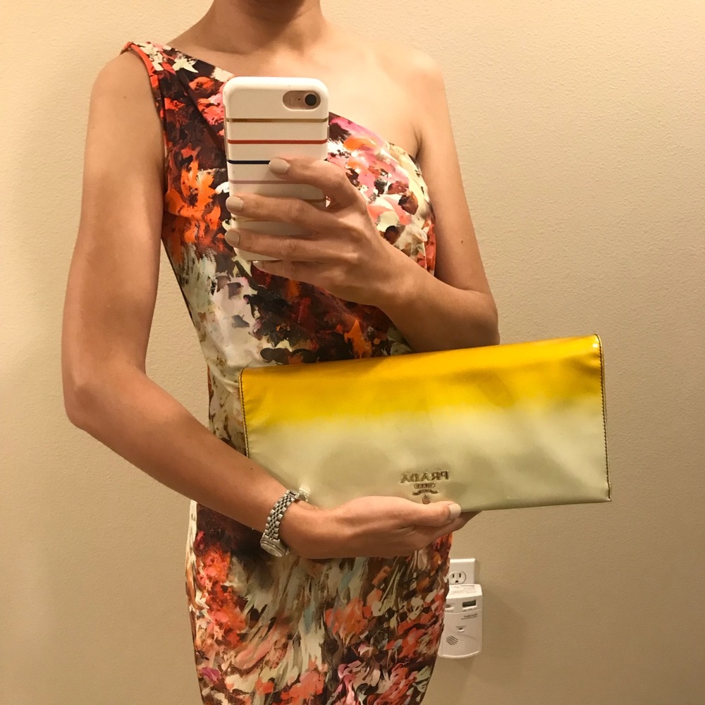 ❌ SOLD OUT❌ Prada Clutch